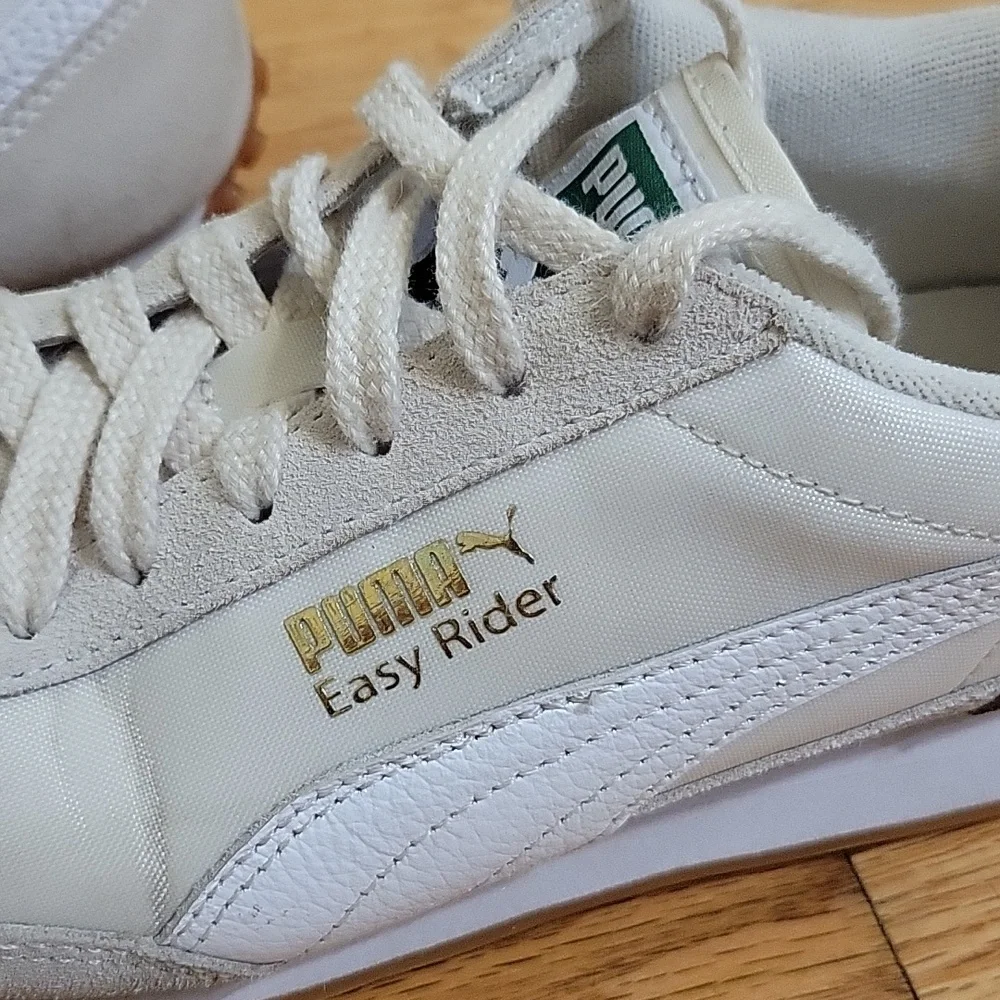 Puma Easy Rider Vintage Sneakers - Women's Size 7